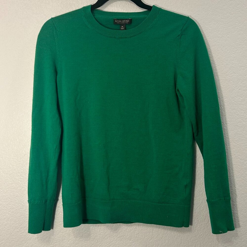 🎄💚 BANANA REPUBLIC 100% Merino Wool Sweater – Medium🎄💚